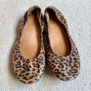 Leopard Print Tieks Women's leather Flats sz 9